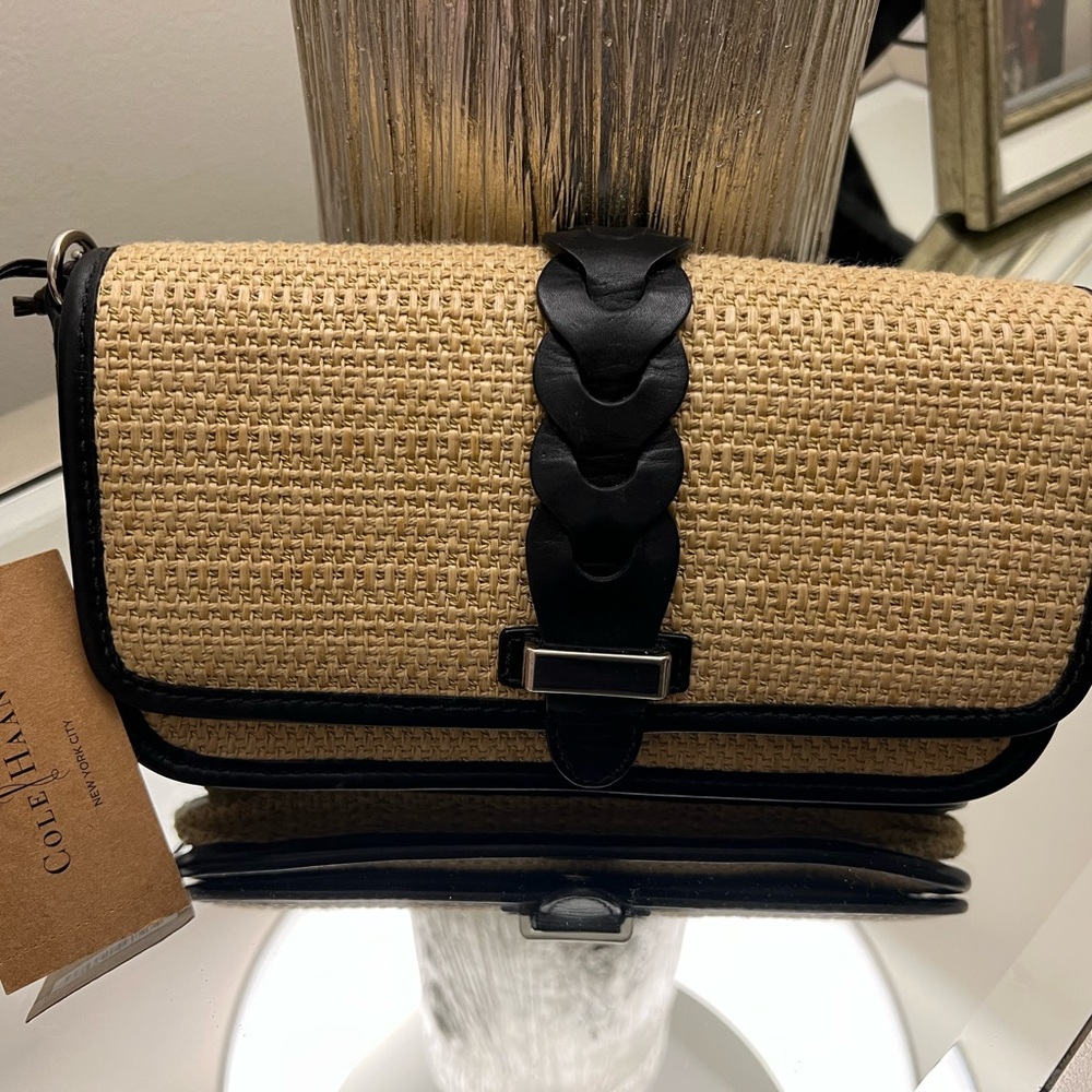 COLE HANN Beige And Red Woven Straw And Leather Bedford Crossbody Bag